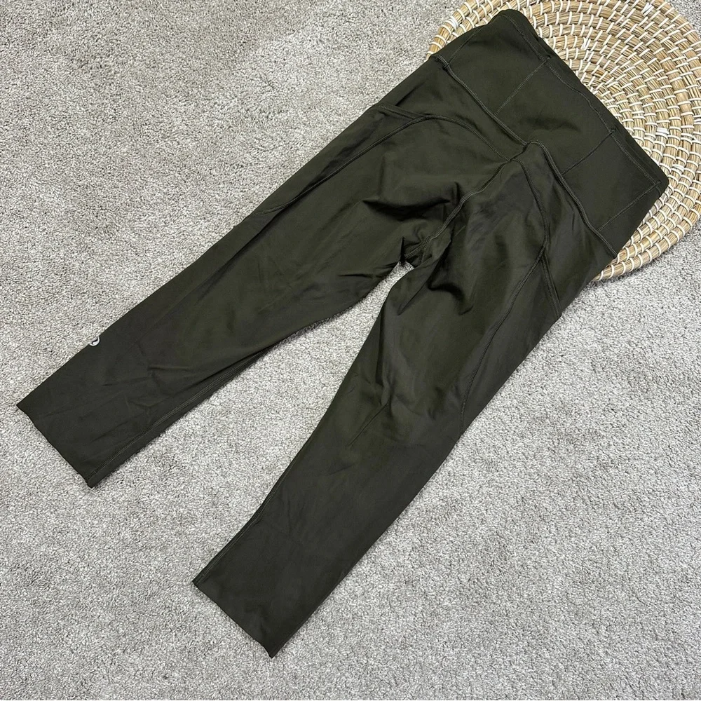 Lululemon Women’s Fast & Free Crop II Nulux 19